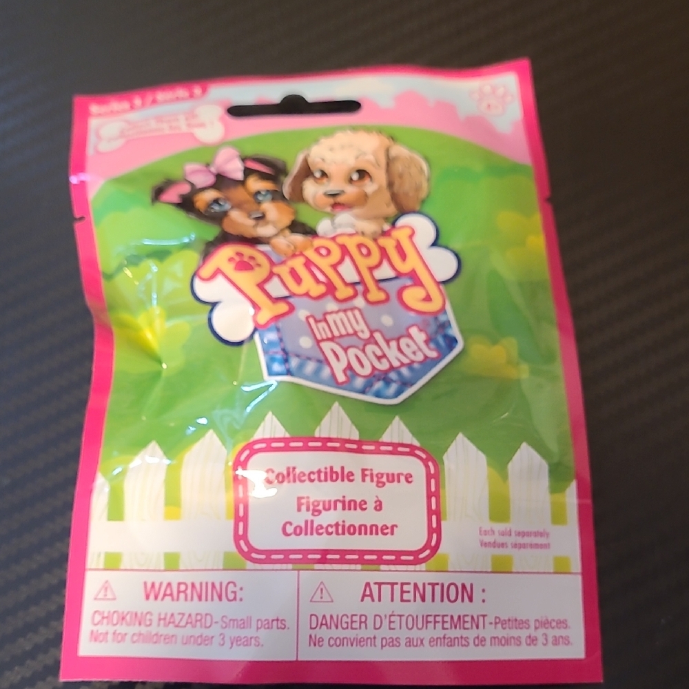 Puppy In My Pocket Collectible Figure